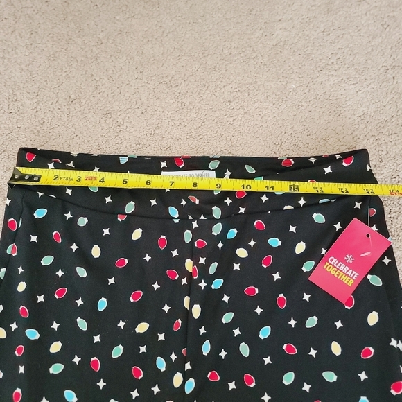 2/$20 NWT Celebrate Together Holiday Print High-Rise Printed Flare-Leg Pants L - Picture 10 of 11